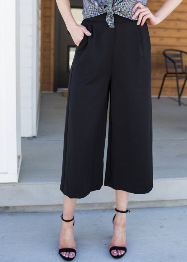 Suzi Gaucho Pants - Mimic Apparel