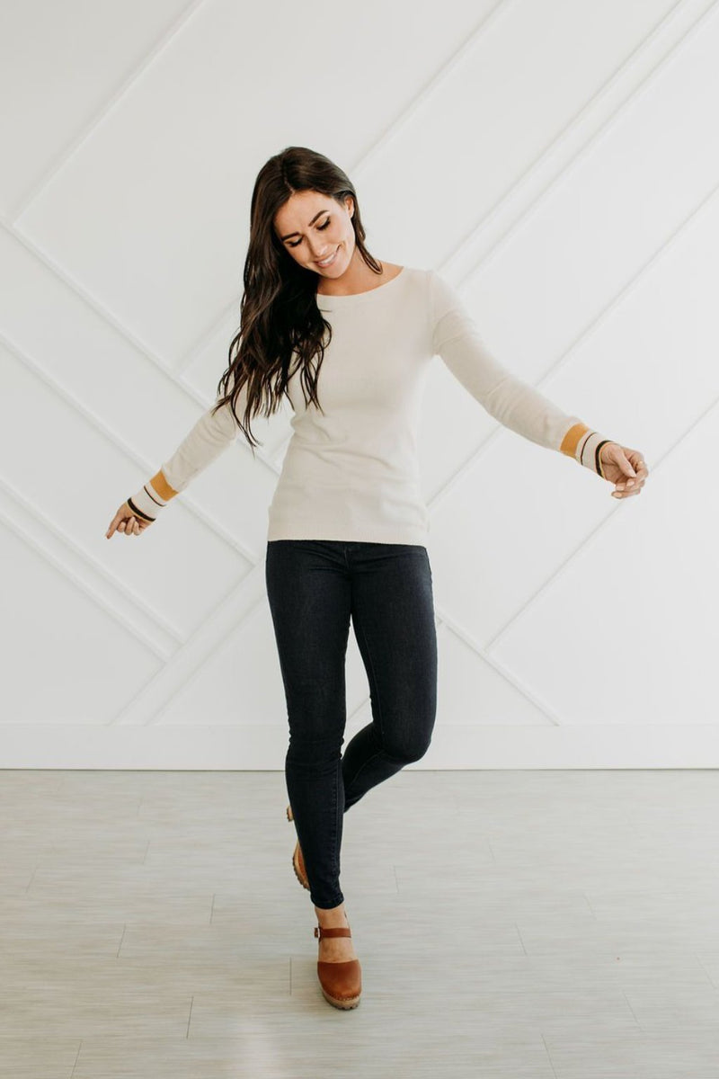 Nora Light Sweater Top - Mimic Apparel