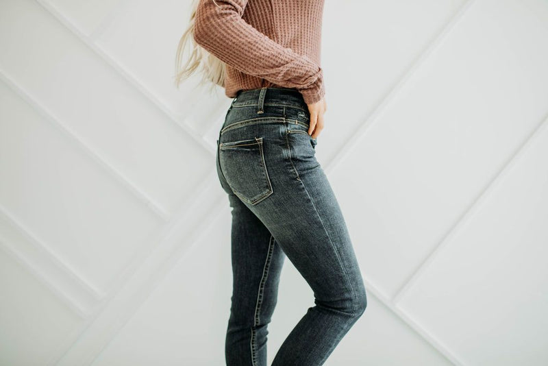 Daphne Button Front Jean - Mimic Apparel